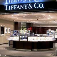 Tiffany's jewelry Boutique Singapore uses the Futronix Enviroscene dimmer.